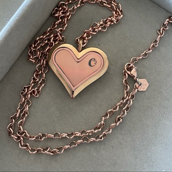 Rose Gold Origami Owl Heart Locket & Heart Chain - Picture 6 of 7